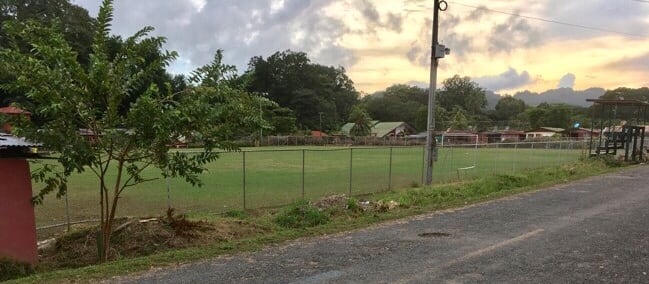 Plaza de fútbol de Paquera